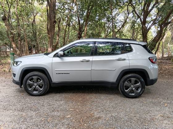 JEEP COMPASS 2.0 16V FLEX SPORT 4X4 AUTOMÁTICO JEEP COMPASS 2.0 16V FLEX SPORT 4X4 AUTOMÁTICO